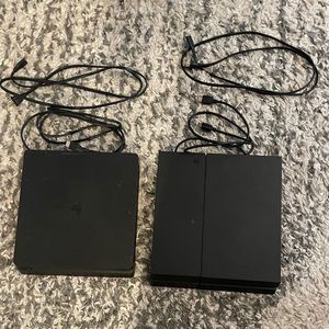2 ps4 consoles